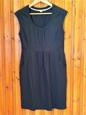 Boden Black Sleeveless Scoop-Neck Midi Dress
